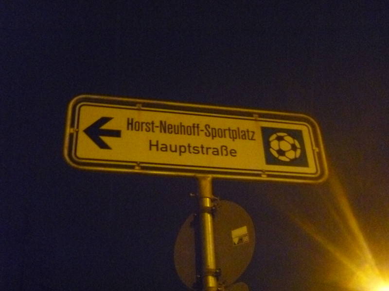 Horst-Neuhoff-Sportplatz