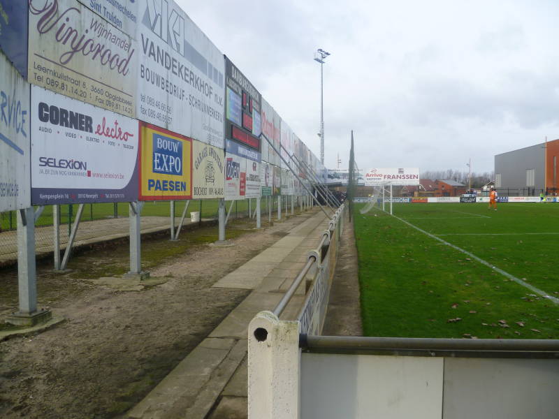 Damburgstadion