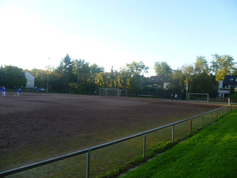 Stadion_an_der_Schadeburg