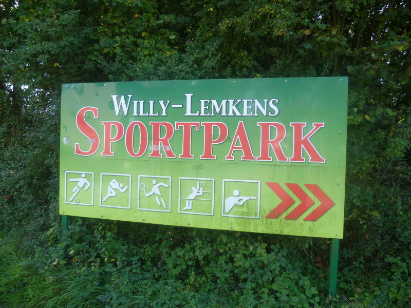 Willy-Lemkens-Sportpark_Nebenplatz_1