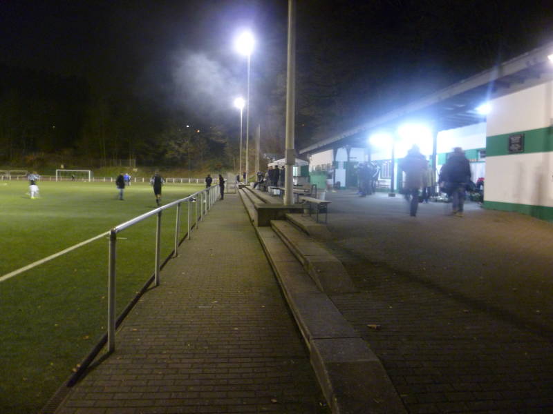 Horst-Neuhoff-Sportplatz