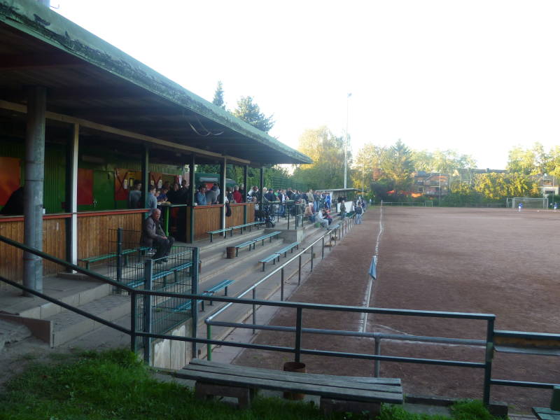 Stadion_an_der_Schadeburg