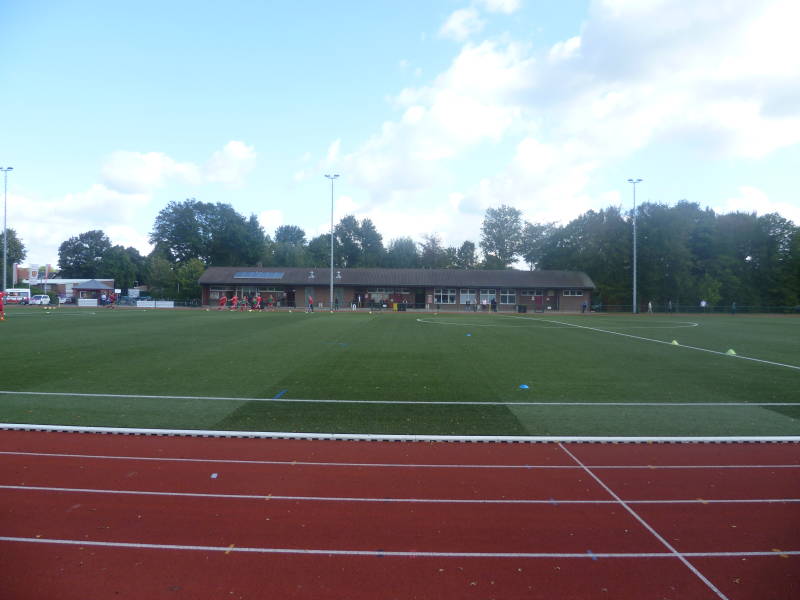 Willy-Lemkens-Sportpark_Nebenplatz_1