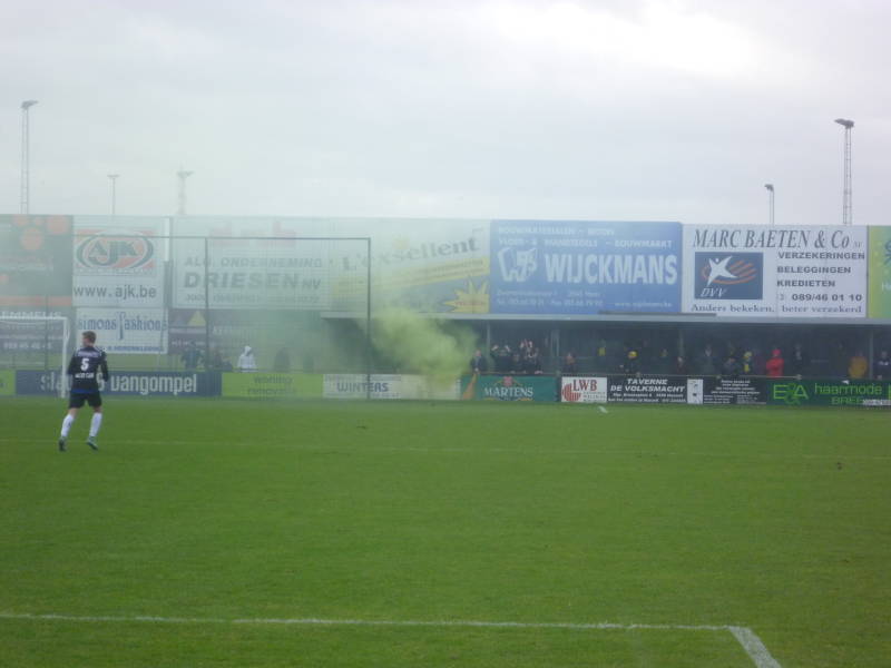 Damburgstadion
