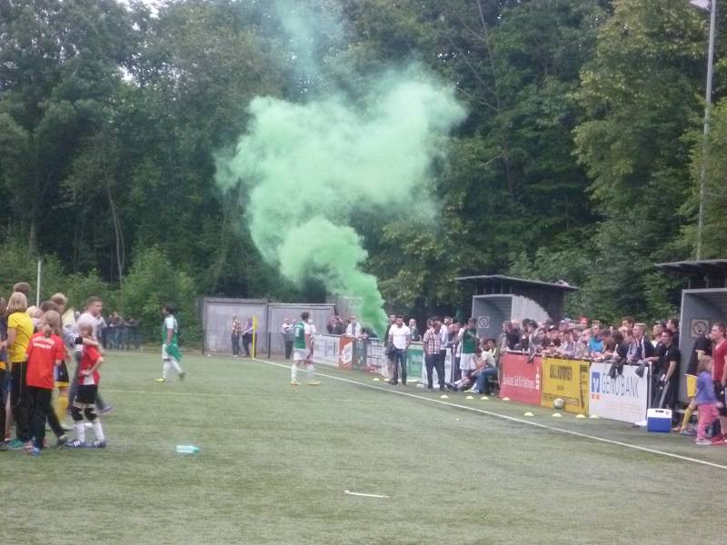 Glck_Auf_Sportplatz