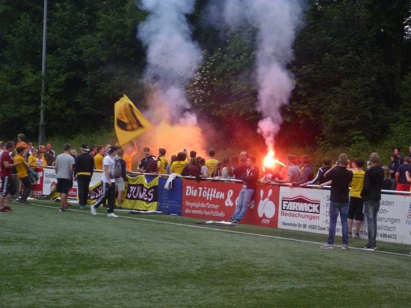 Glck_Auf_Sportplatz