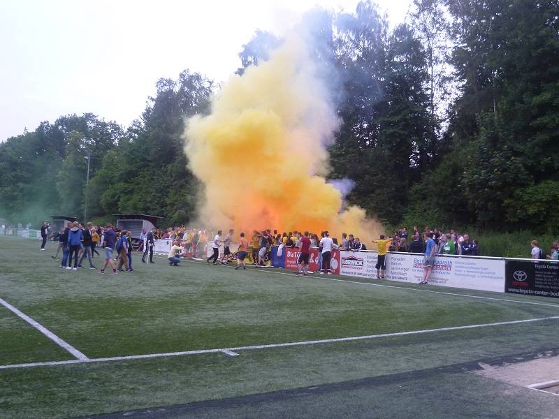 Glck_Auf_Sportplatz